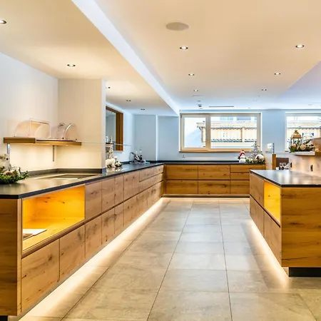 Kristall-saphir Appartement-fewo Serpentin By Interhome *