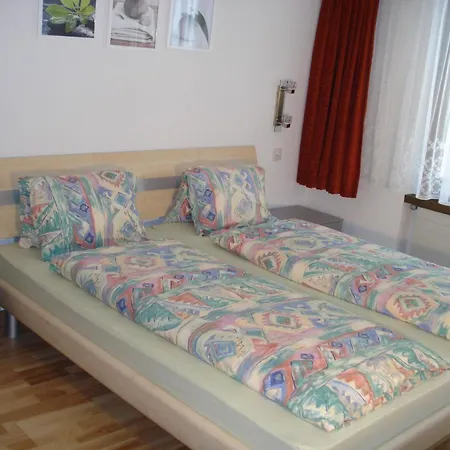 Kristall-saphir Appartement-fewo Serpentin By Interhome
